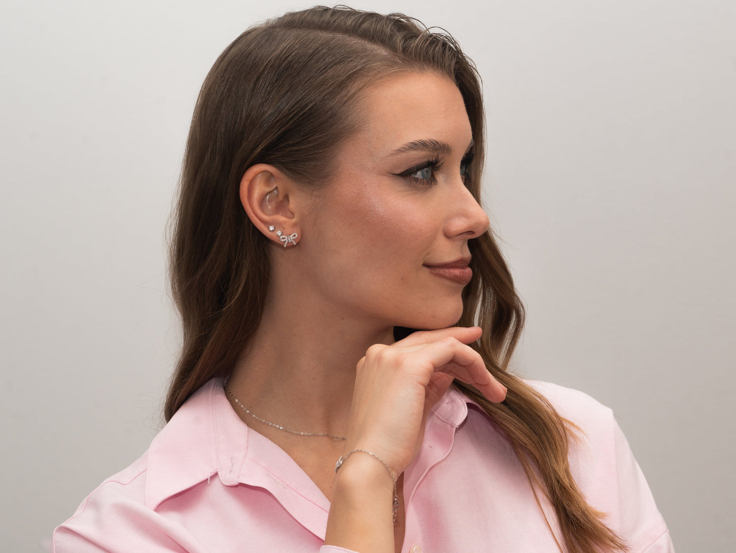 Rhodinierte Silber-Ohrringe Schleife mit weißem Zirkonia miaGemo