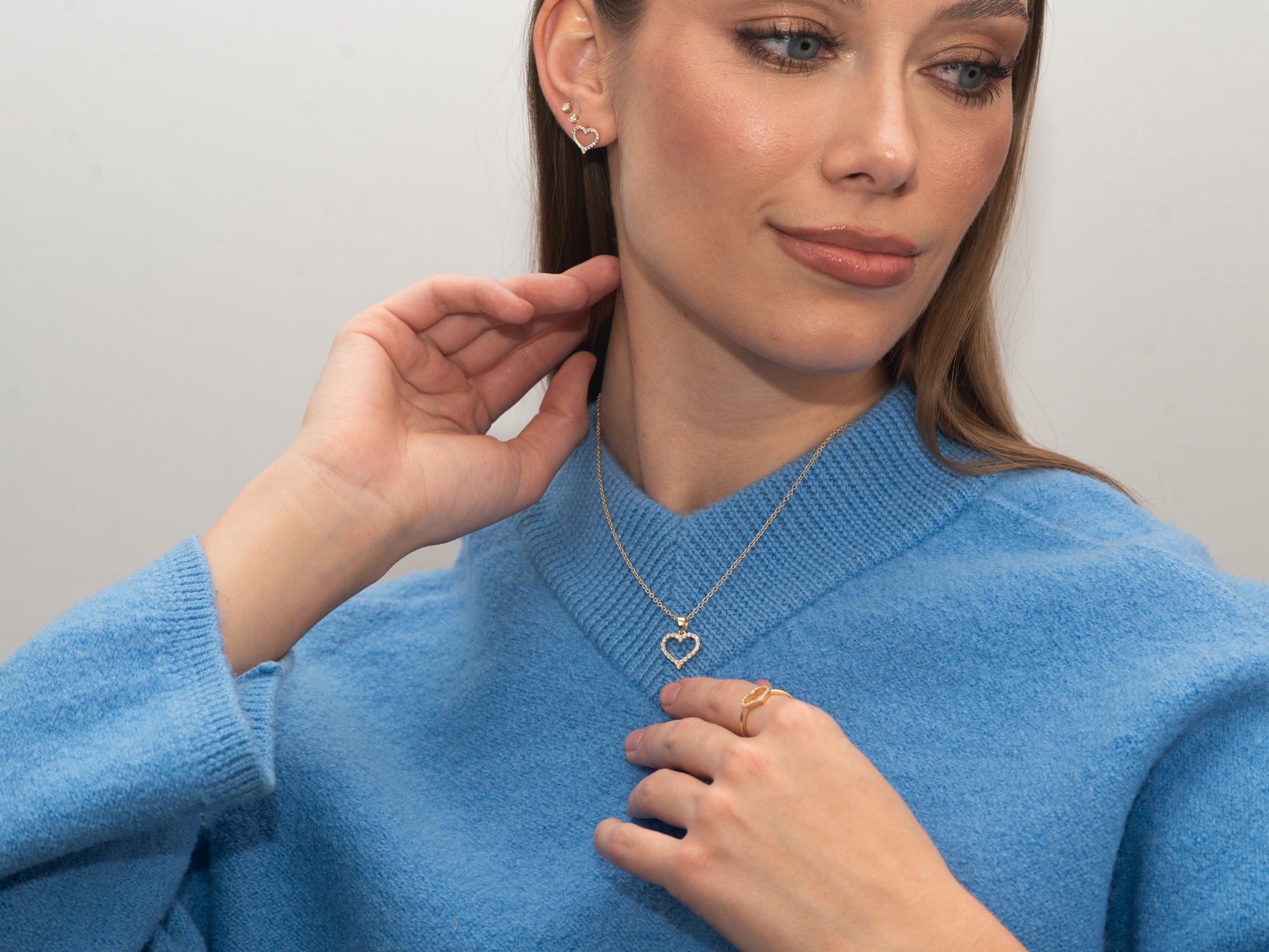 Vergoldete Silber-Ohrringe Herz mit weißem Zirkonia miaGemo